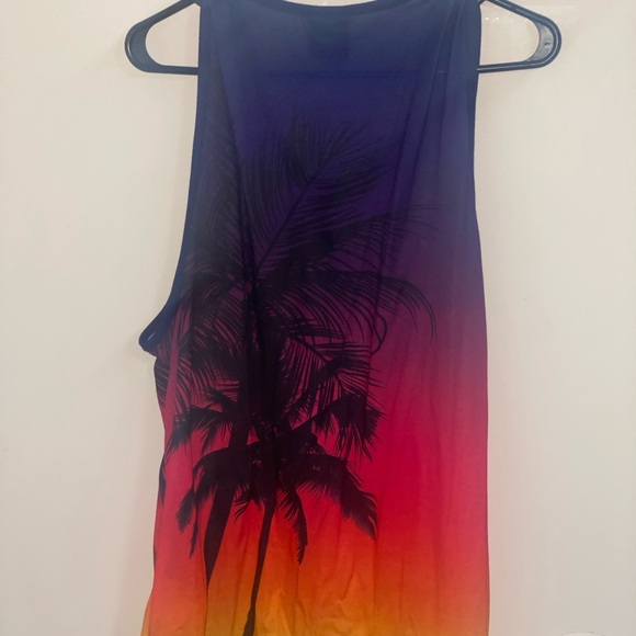 Lakers Gradient Tank Top - Picture 4 of 4